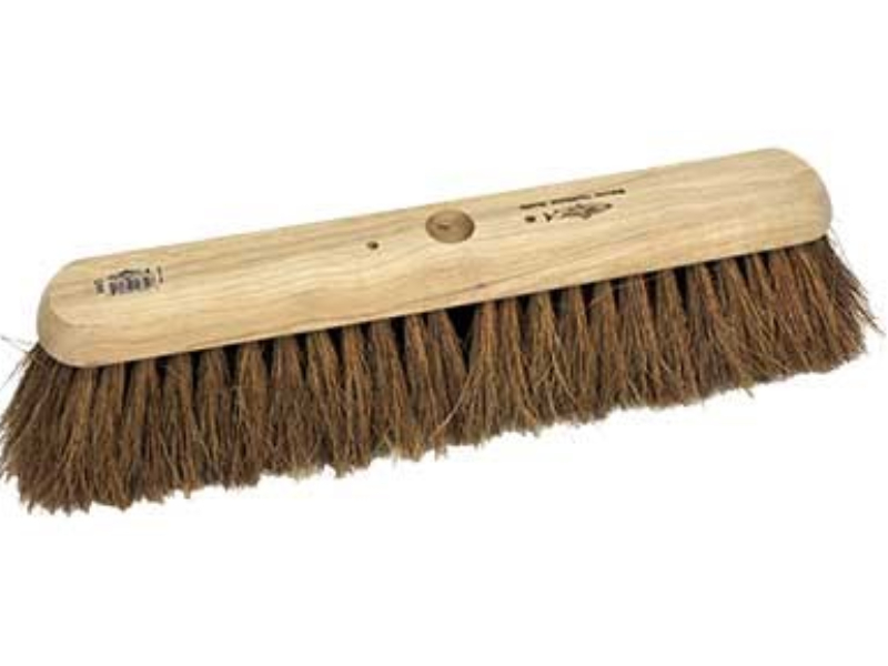 18 Inch Soft Coco Fibre Broom and Handle